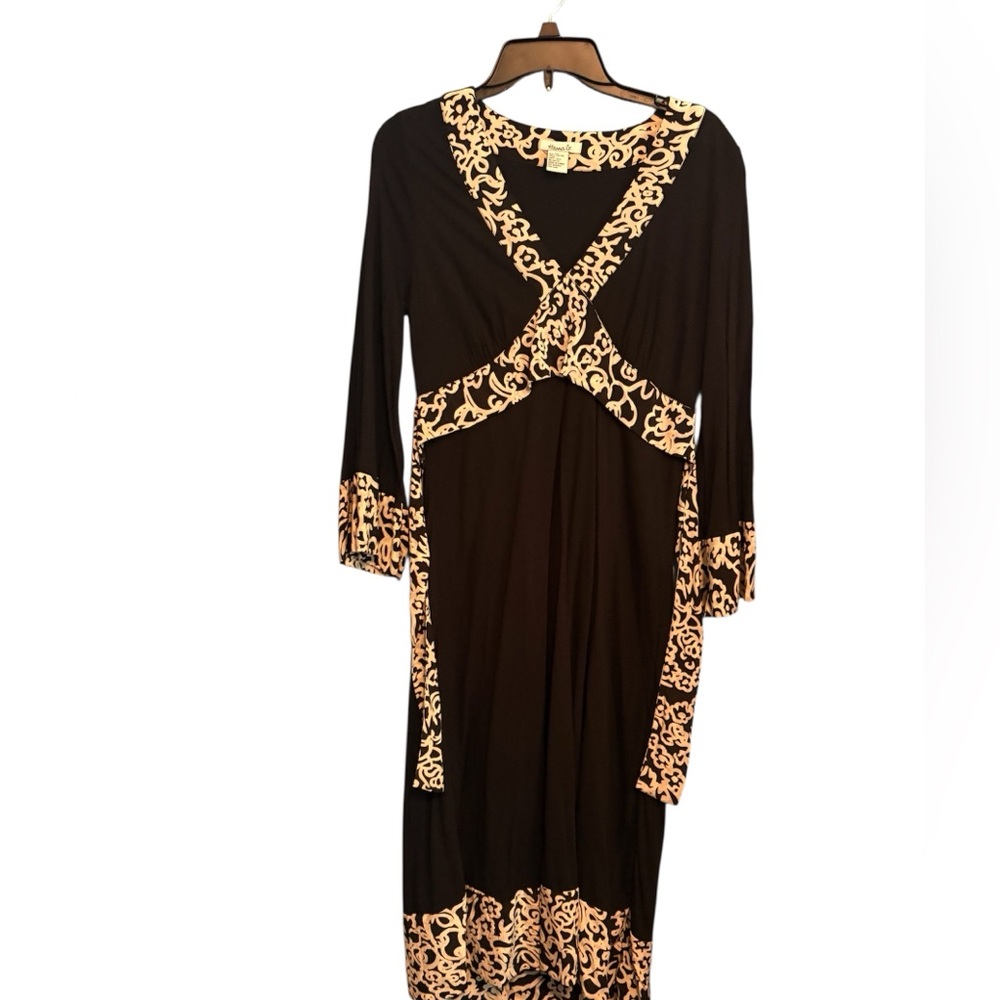 90s Hanna G Black and Cream Long Bell Sleeve Dress